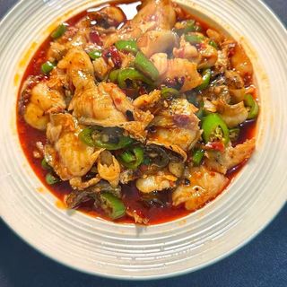 54 pescado salteado con salsa picante