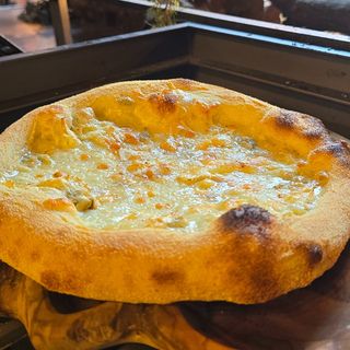 Pizza Quattro Formaggi (33 Cm.)