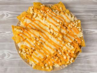 Nachos Con Carne Y Queso