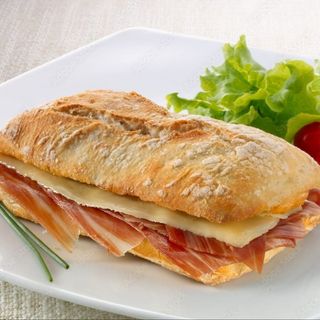 Bocadillo De Jamón Serrano Y Queso Mahonés