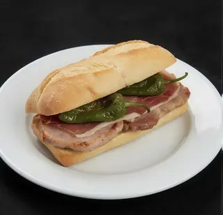 Bocadillo De Serranito De Lomo