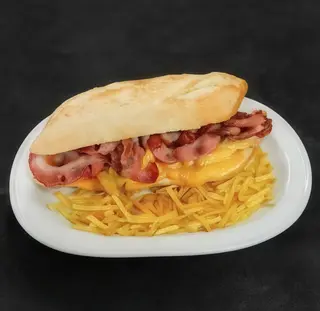 Bocadillo De Bacon Y Queso