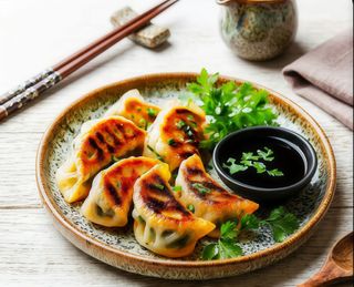 Gyozas De Carne (6 Uds.)
