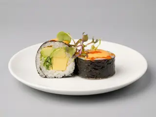 15 Futomaki Vegetal 6USD