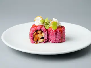 160 Uramaki Rosa Pollo Frito con Queso 8UDS