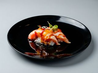 73 Nigiri Salmón Cheddar 2UDS
