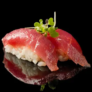 64 Nigiri Atún 2UDS