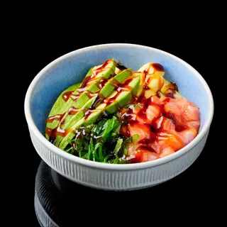 77 Poke de Salmón