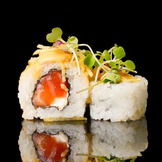 23 Uramaki Salmón Kataifi 8UDS