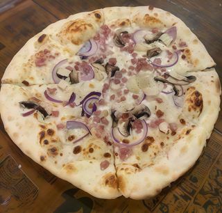 Pizza Conde Nefaria (34 Cm.)