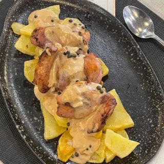 Pollo a la brasa