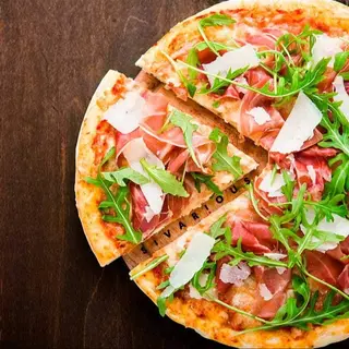 Prosciutto crudo y rucula