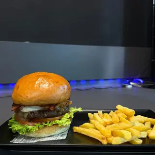 Hamburguesa Comete El Mundo