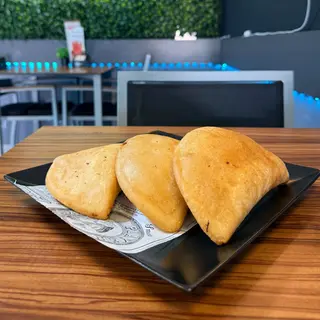 Empanada Jamón Y Queso Blanco Llanero Xl