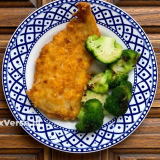 Cachopo cerdo con patatas fritas