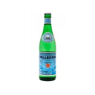 Agua con gas S. Pellegrino