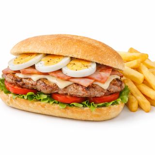 Chivito al pan de ternera