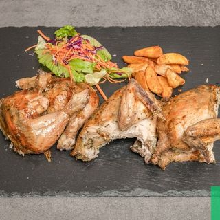 Pollo Asado Entero + Patatas fritas