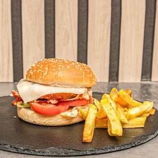 Crispy Pollo + Patatas fritas