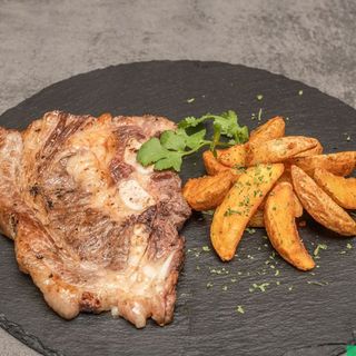 Churrasco de ternera a la plancha + patatas fritas