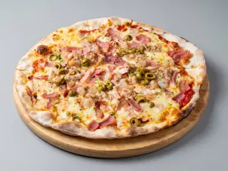Pizza Garda (30 Cm.)