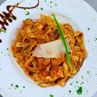 Tagliatelle al Pollo
