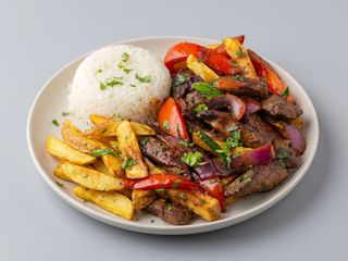 Lomo Saltado