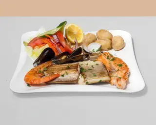 Parrillada De Pescado Y Marisco