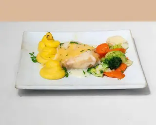 Paella De Bacalao Al Estilo Del Chef