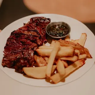 Entraña Con Patatas