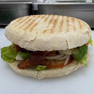 Campero De Chicharrones