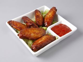 Ración De Alitas De Pollo 6 Uds.