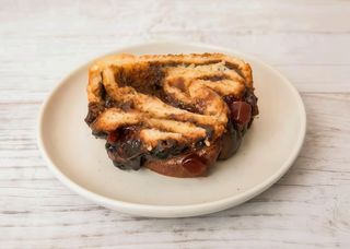 Babka Guayaba Y Dulce De Leche Porción