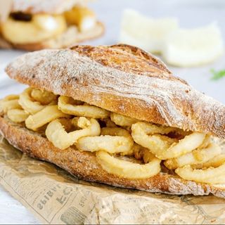 Bocadillo Calamares