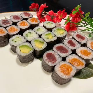 Maki mixto 24U