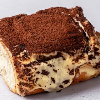 Cinnamon Roll Tiramisú - Marta