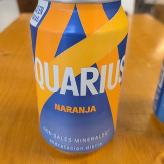 Aquarius naranja