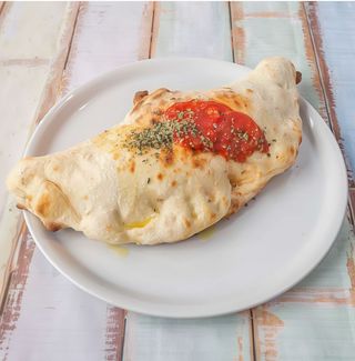 Pizza Calzone