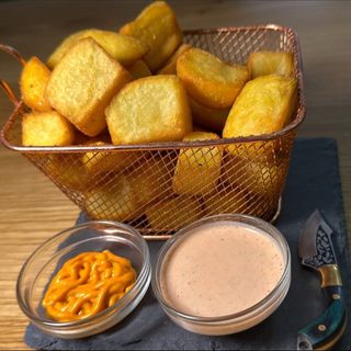 Patatas Bravas (Ración)