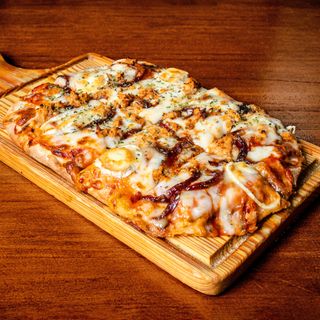 Pizza Cabramelizada