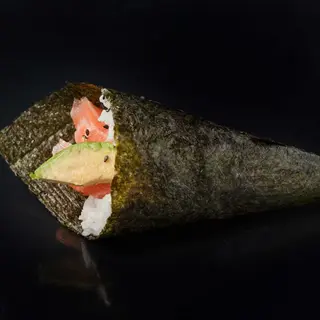 Temaki Sake Avocado
