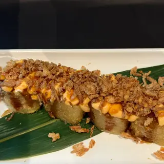 Uramaki Frito Cebolla