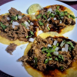 Tacos De Birria (3 Uds.)