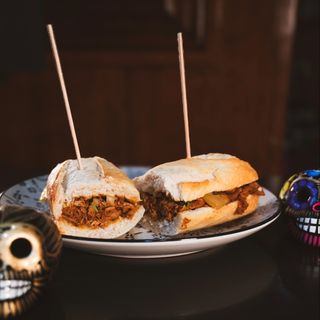Bocadillo De Birria