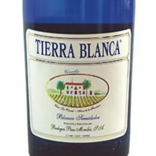 Vino semidulce Tierra Blanca