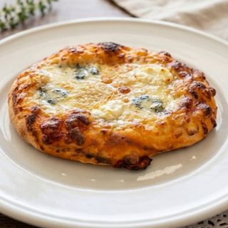 Mini Pizza Cuatro Quesos