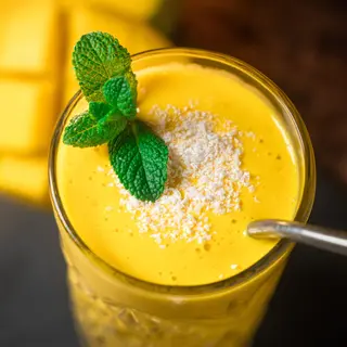 MANGO LASSI