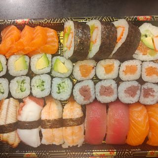 C36 Sushi variado (32p)