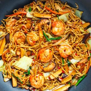C7b Yakisoba de ternera