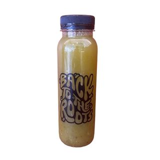 Zumo de Piña, Kiwi, Limón, Espinaca y Menta